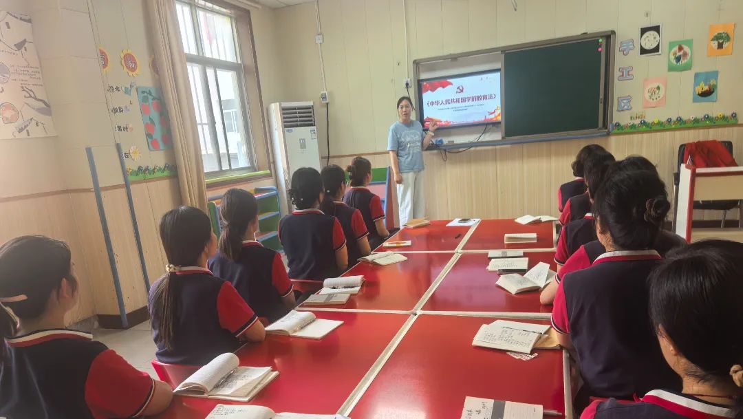 一禾專業幼小銜接龍源湖校區2025年全國學前教育宣傳月主題宣傳活動